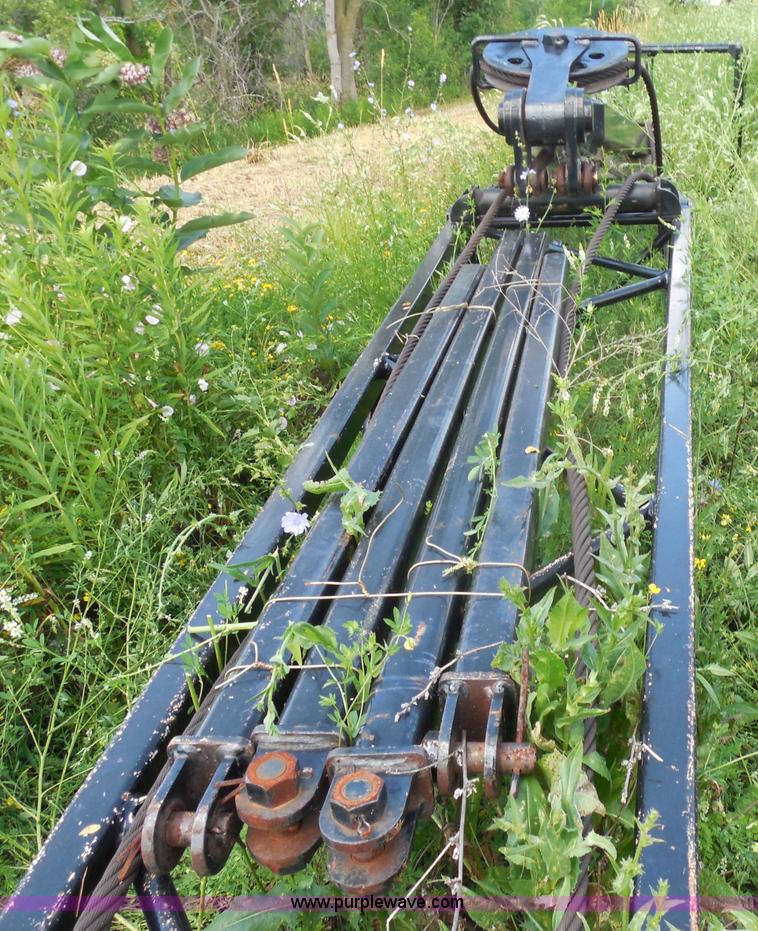 image for item G8661 1975 Lorain L-790 100-ton lattice boom crawler crane