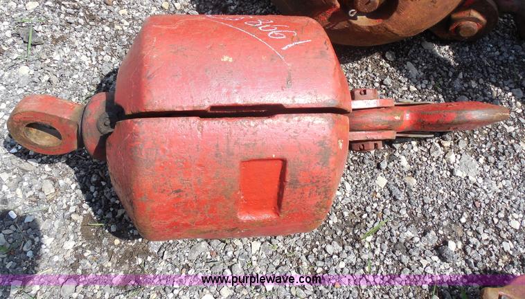 image for item G8661 1975 Lorain L-790 100-ton lattice boom crawler crane