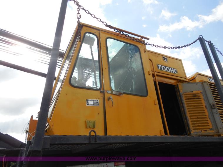 image for item G8663 1974 Lima 700-HC 80-ton lattice boom crawler crane