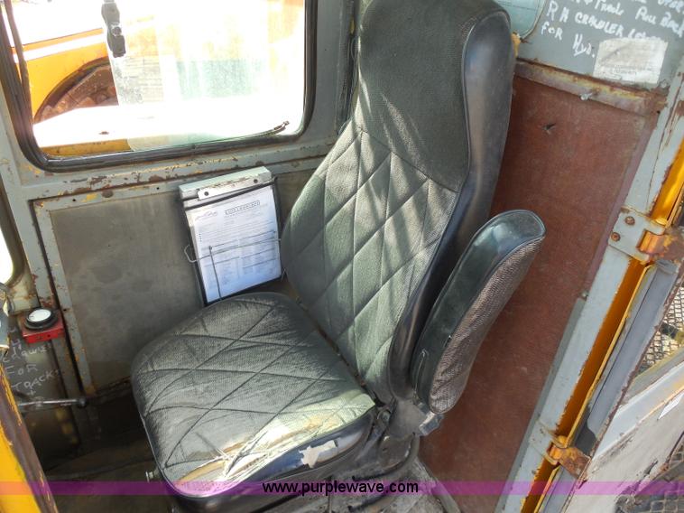 image for item G8663 1974 Lima 700-HC 80-ton lattice boom crawler crane