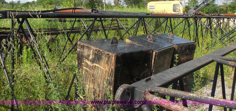 image for item G8663 1974 Lima 700-HC 80-ton lattice boom crawler crane