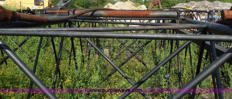 image for item G8663 1974 Lima 700-HC 80-ton lattice boom crawler crane