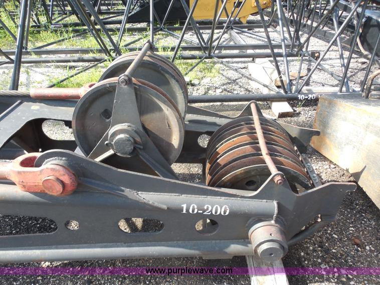 image for item G8663 1974 Lima 700-HC 80-ton lattice boom crawler crane