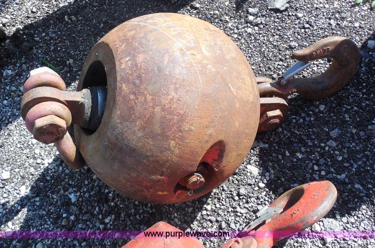 image for item G8663 1974 Lima 700-HC 80-ton lattice boom crawler crane