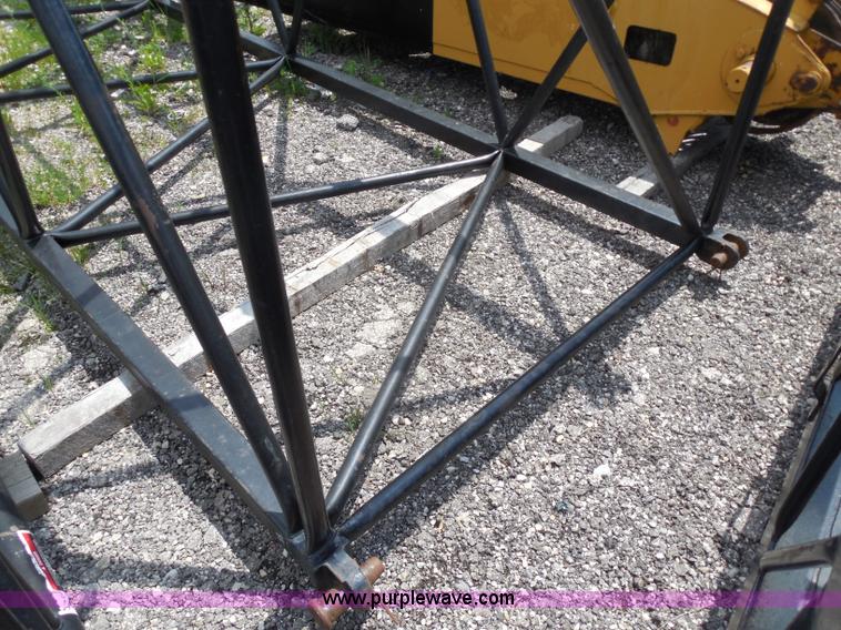 image for item G8663 1974 Lima 700-HC 80-ton lattice boom crawler crane