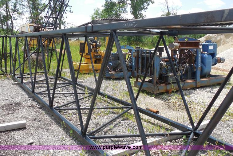 image for item G8663 1974 Lima 700-HC 80-ton lattice boom crawler crane