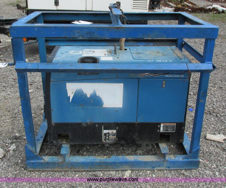image for item G8665 Miller Bobcat 250 welder/generator