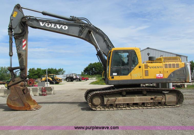image for item G8666 2004 Volvo EC330BLC excavator