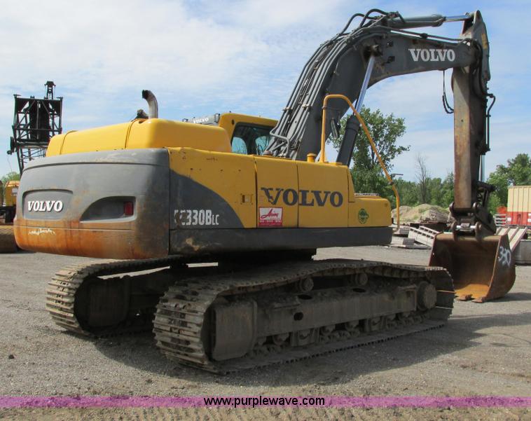 image for item G8666 2004 Volvo EC330BLC excavator