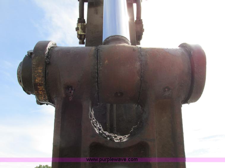 image for item G8666 2004 Volvo EC330BLC excavator