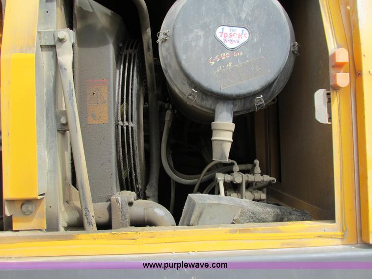 image for item G8666 2004 Volvo EC330BLC excavator