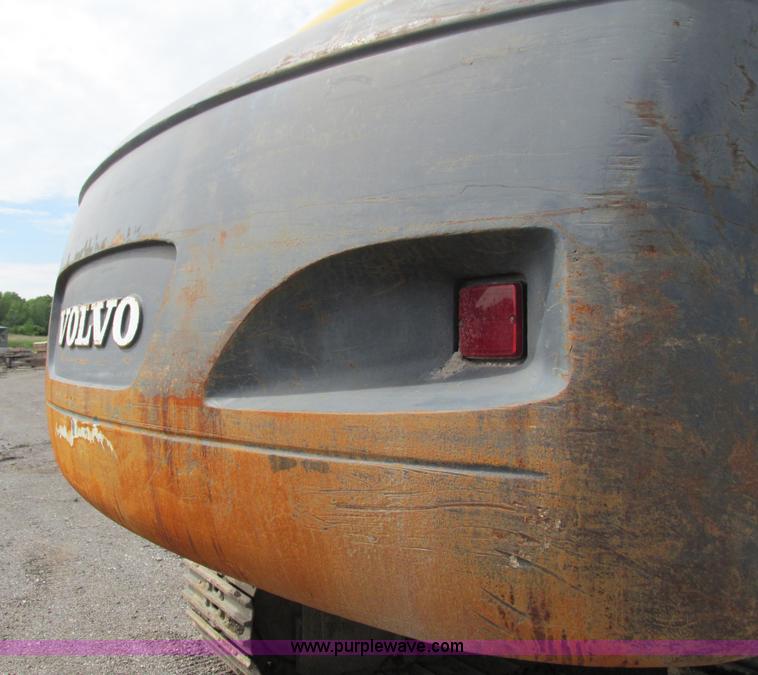 image for item G8666 2004 Volvo EC330BLC excavator