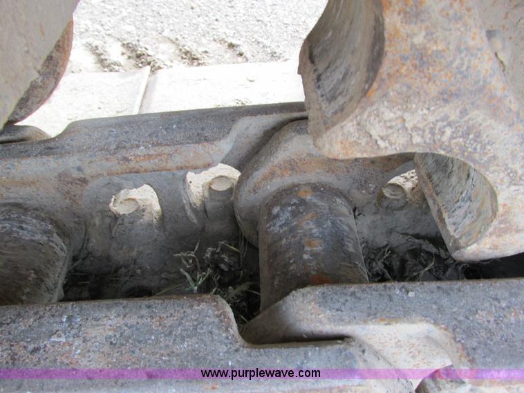 image for item G8666 2004 Volvo EC330BLC excavator