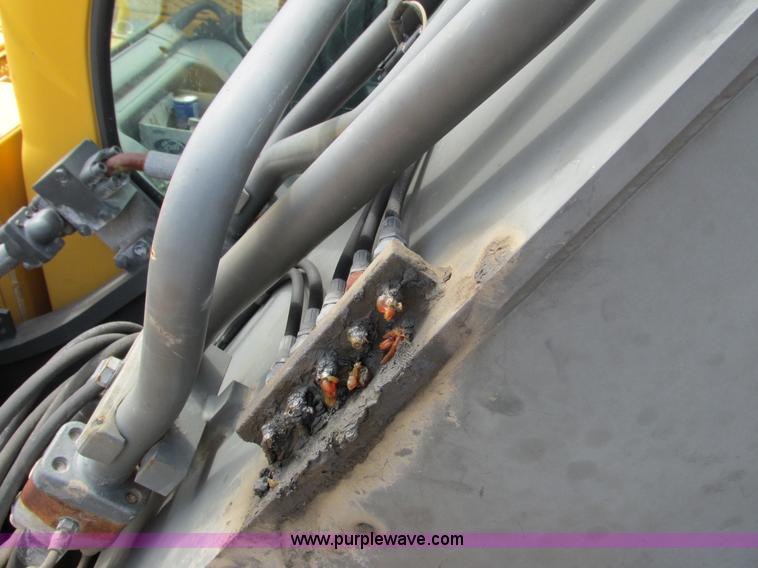 image for item G8666 2004 Volvo EC330BLC excavator