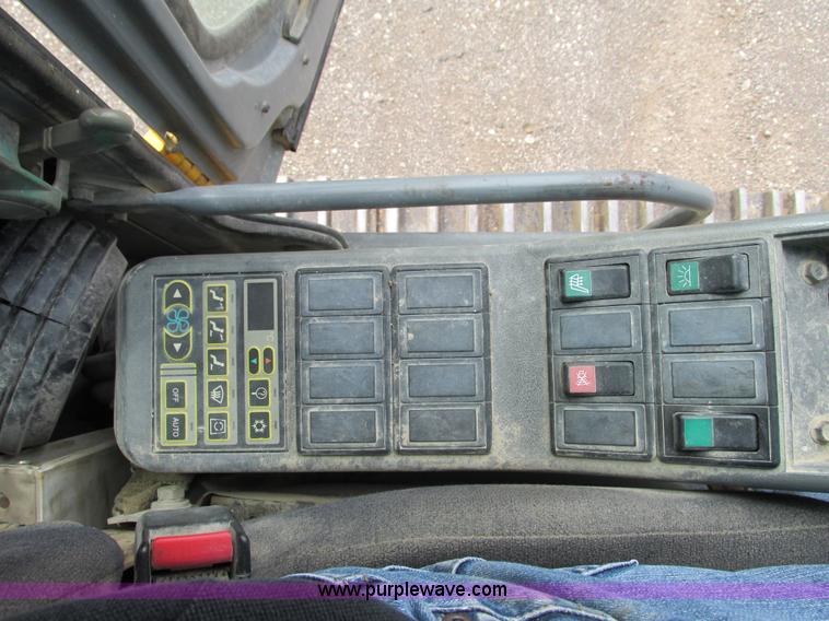 image for item G8666 2004 Volvo EC330BLC excavator