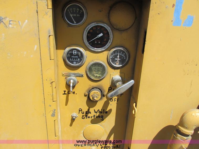 image for item G8668 LeRoi air compressor