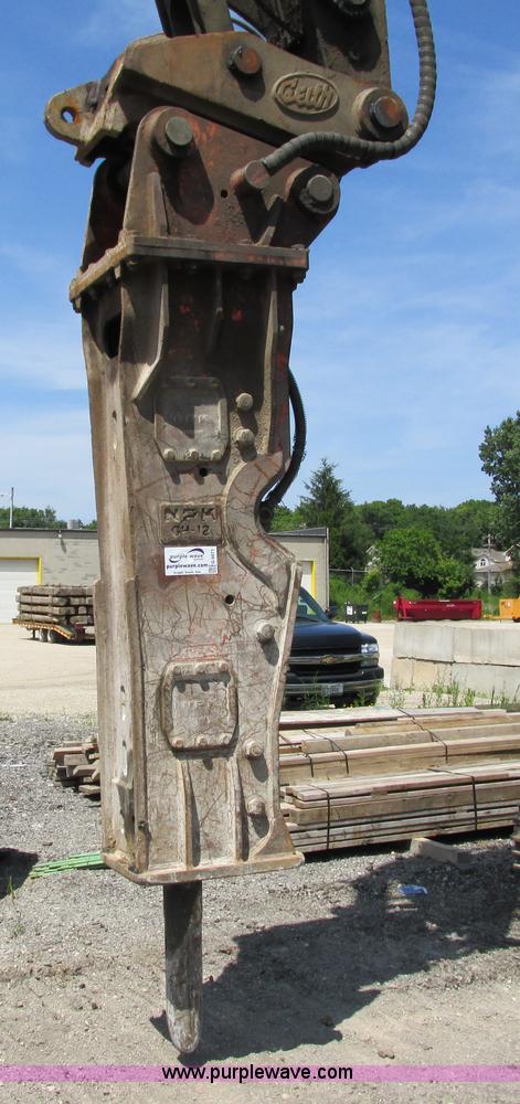 image for item G8671 NPK hydraulic breaker