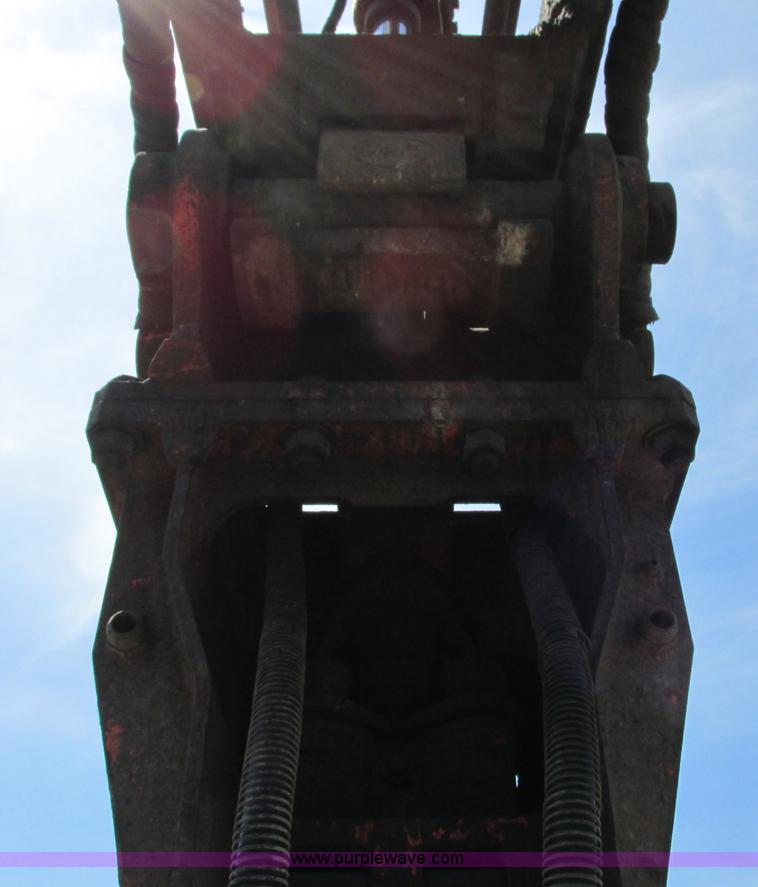 image for item G8671 NPK hydraulic breaker