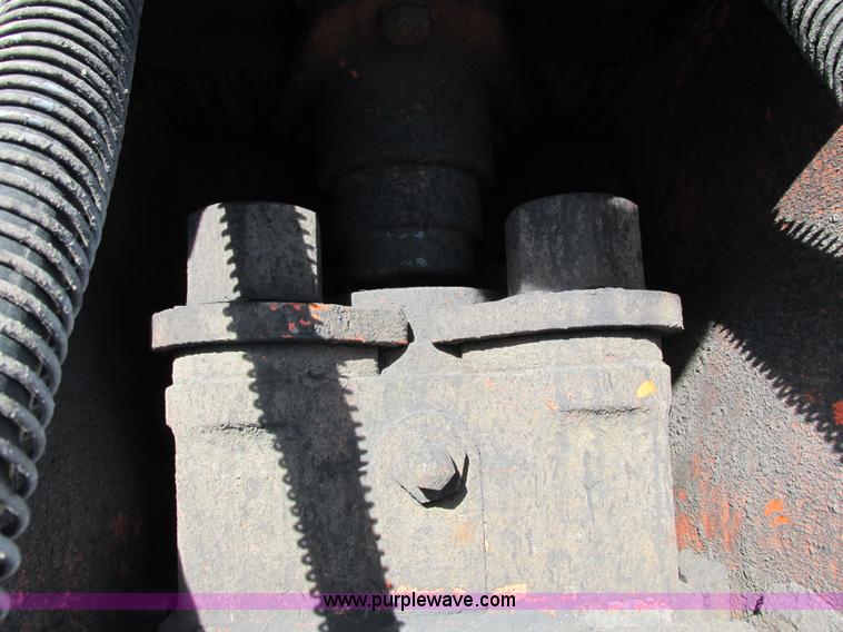 image for item G8671 NPK hydraulic breaker