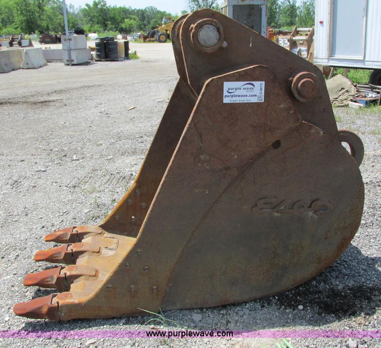 image for item G8673 Esco excavator bucket