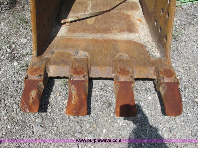 image for item G8673 Esco excavator bucket
