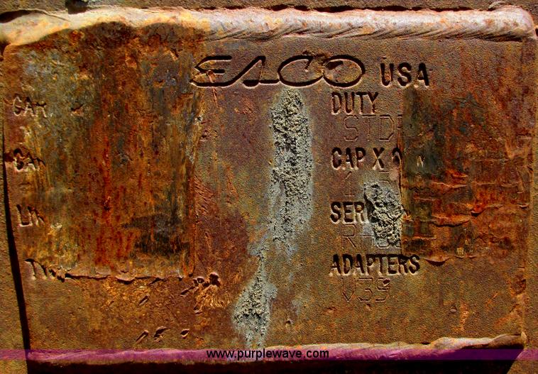 image for item G8673 Esco excavator bucket