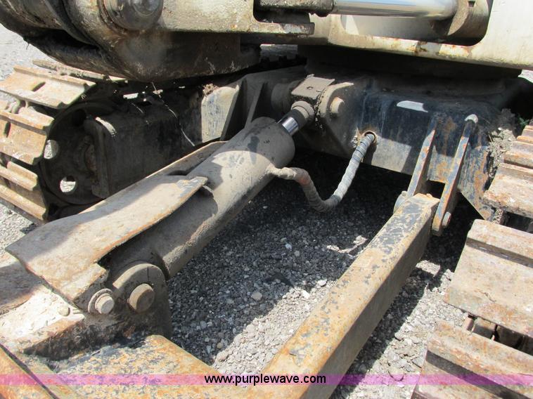 image for item G8674 2005 Terex HR14 mini excavator