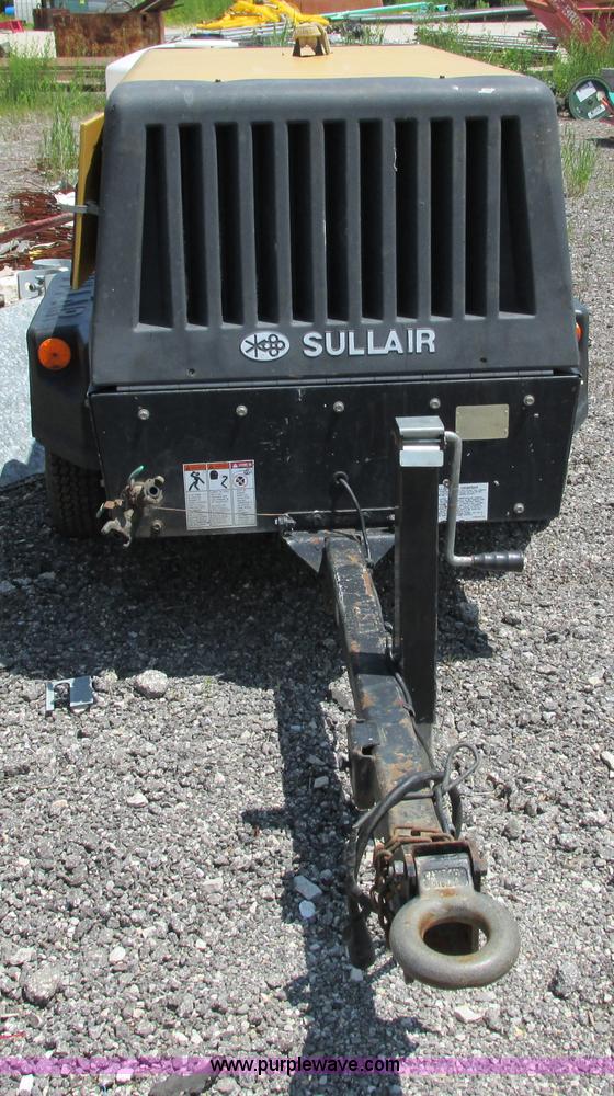 image for item G8676 Sullair 185CA air compressor
