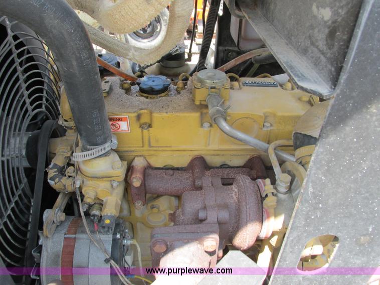 image for item G8676 Sullair 185CA air compressor