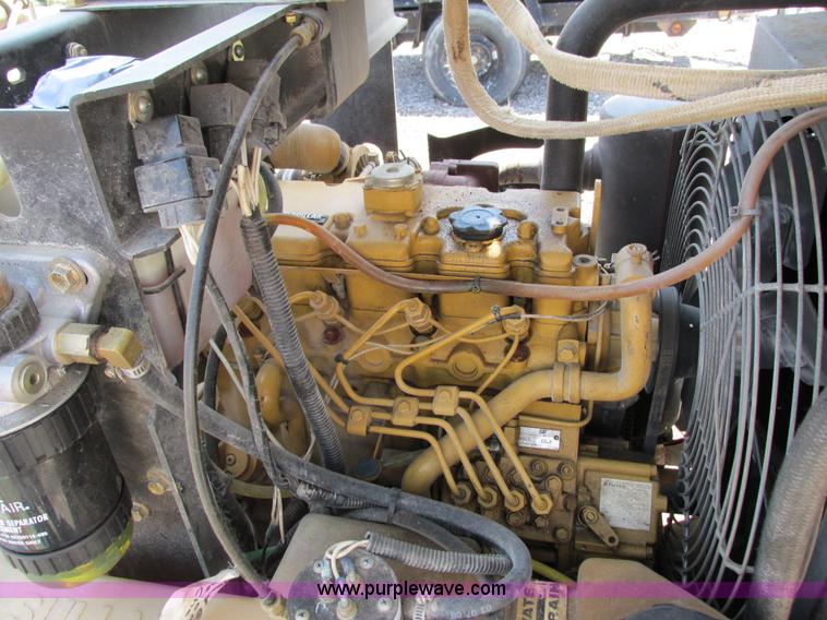 image for item G8676 Sullair 185CA air compressor