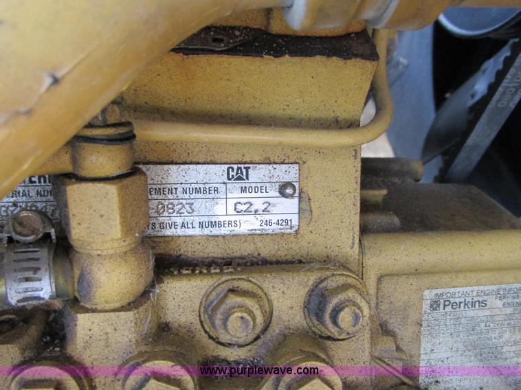 image for item G8676 Sullair 185CA air compressor