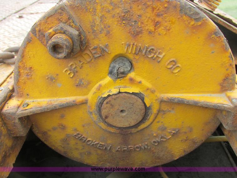 image for item A8638 2004 Trail King trailer