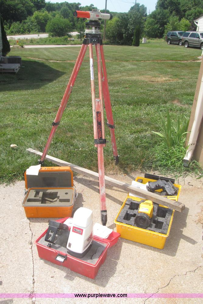 image for item AE9476 Assorted surveying equipment