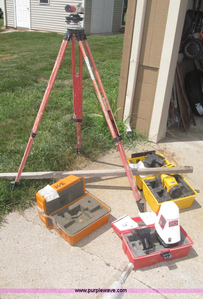 image for item AE9476 Assorted surveying equipment