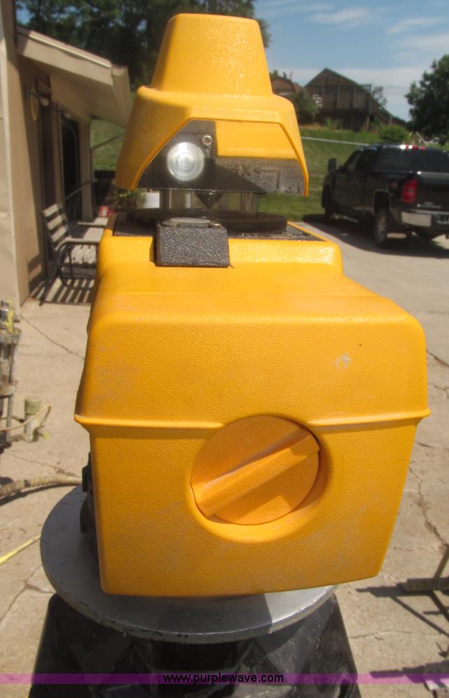 image for item AE9476 Assorted surveying equipment