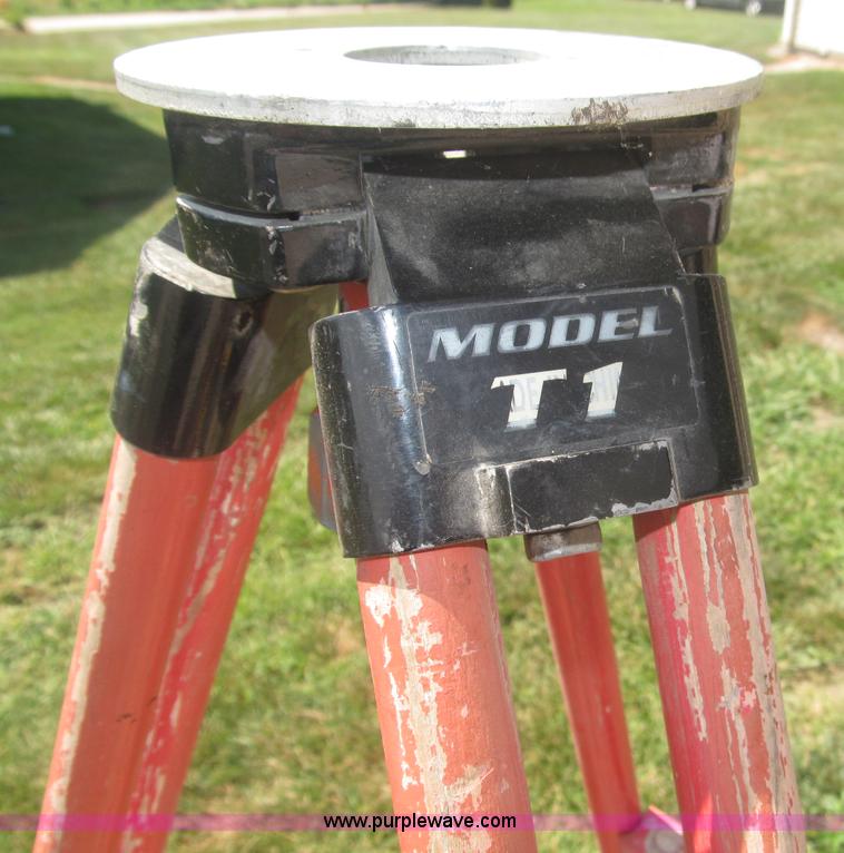 image for item AE9476 Assorted surveying equipment