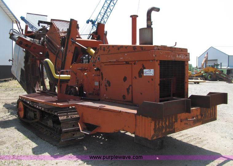 image for item D7437 Koehring 600 crawler wheel trencher