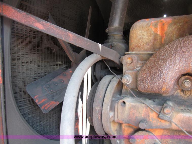 image for item D7437 Koehring 600 crawler wheel trencher