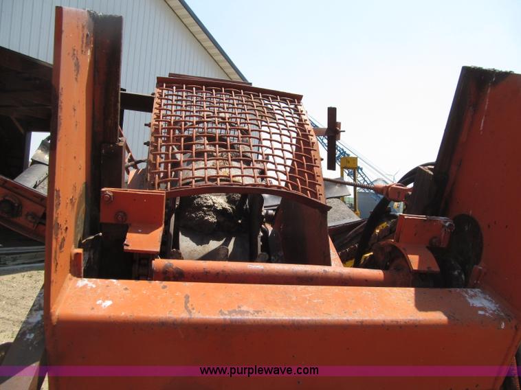 image for item D7437 Koehring 600 crawler wheel trencher