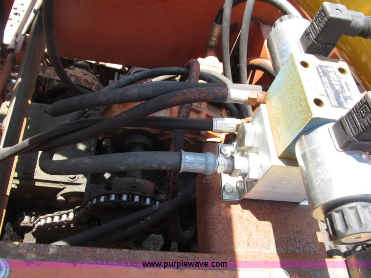 image for item D7437 Koehring 600 crawler wheel trencher