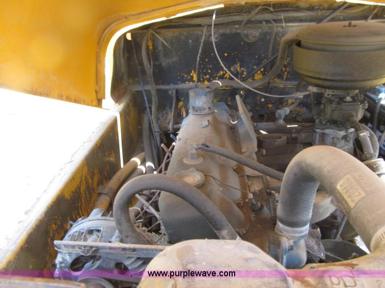 image for item D7438 Broderson MH42A self-propelled breaker