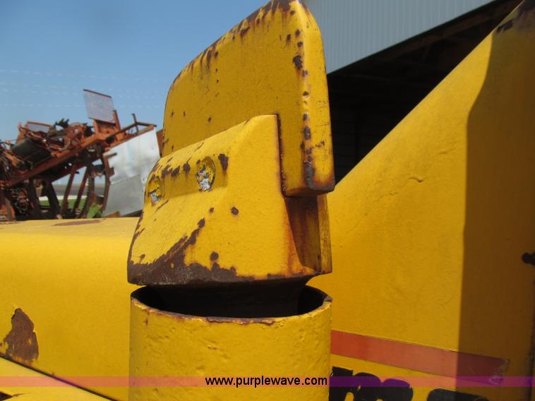 image for item D7438 Broderson MH42A self-propelled breaker