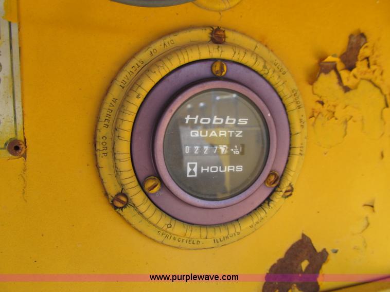 image for item D7438 Broderson MH42A self-propelled breaker