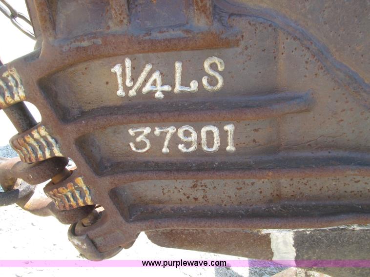 image for item D7439 1976 Koehring 305 crawler lattice boom crane