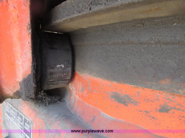 image for item D7439 1976 Koehring 305 crawler lattice boom crane