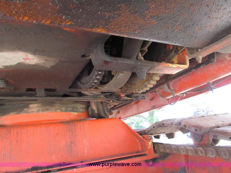 image for item D7439 1976 Koehring 305 crawler lattice boom crane