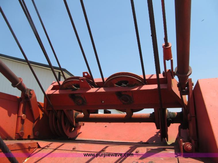 image for item D7439 1976 Koehring 305 crawler lattice boom crane