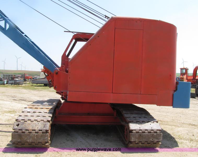 image for item D7440 1967 Koehring 305 crawler lattice boom crane