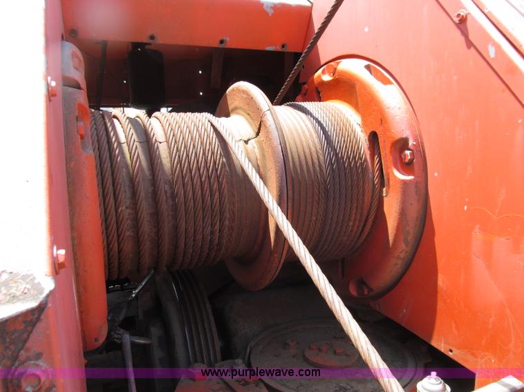 image for item D7440 1967 Koehring 305 crawler lattice boom crane