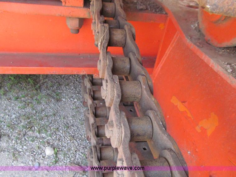 image for item D7440 1967 Koehring 305 crawler lattice boom crane